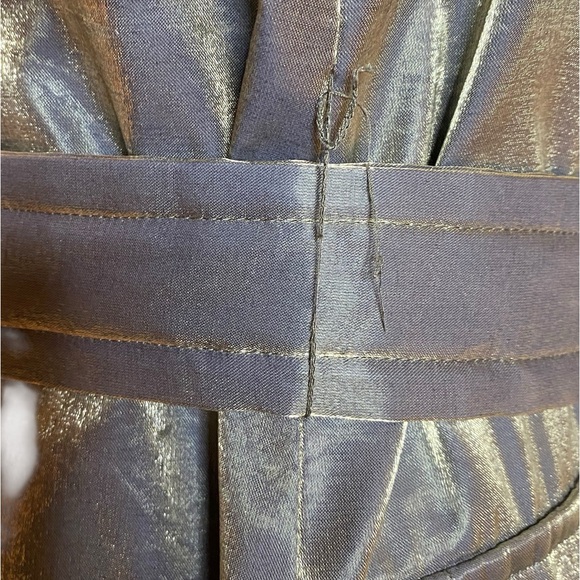 Hilary Radley NY Metallic Iridescent Olive Green Trench Coat Women’s Size M - Picture 13 of 13